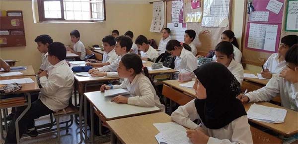 متعاقدو الأساسي: لم نلتزم الإضراب اليوم